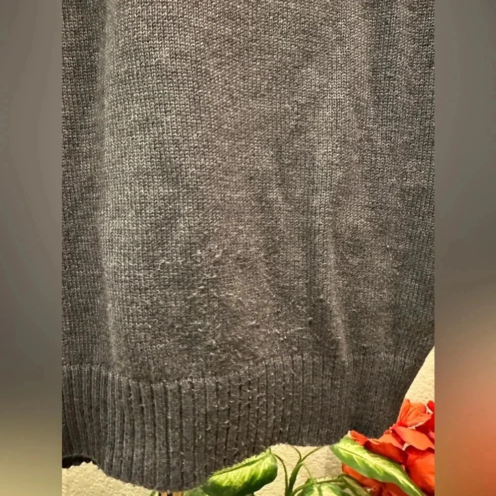 Oscar De La Renta Sweater Gray Blue Long Sleeve size M - Picture 10 of 13